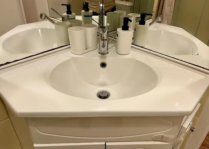 Vue Mer, Balcon, 50m & Village, Au Calme - Centre Historique, 2p Pour 4 Maximum