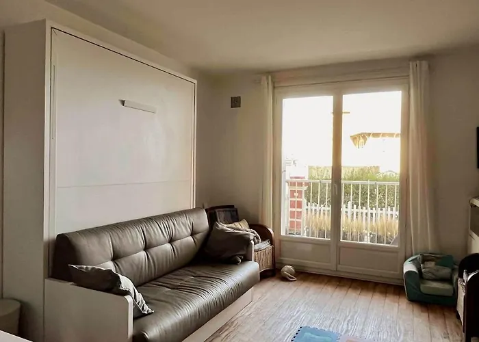 Vue Mer, Balcon, 50m & Village, Au Calme - Centre Historique, 2p Pour 4 Maximum Villers-sur-Mer