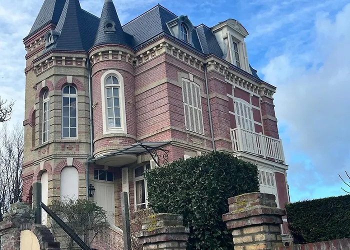 Apartament Vue Mer, Balcon, 50m & Village, Au Calme - Centre Historique, 2p Pour 4 Maximum *