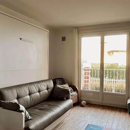 Vue Mer, Balcon, 50m & Village, Au Calme - Centre Historique, 2p Pour 4 Maximum Villers-sur-Mer