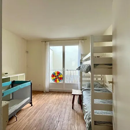 Vue Mer, Balcon, 50m & Village, Au Calme - Centre Historique, 2p Pour 4 Maximum *