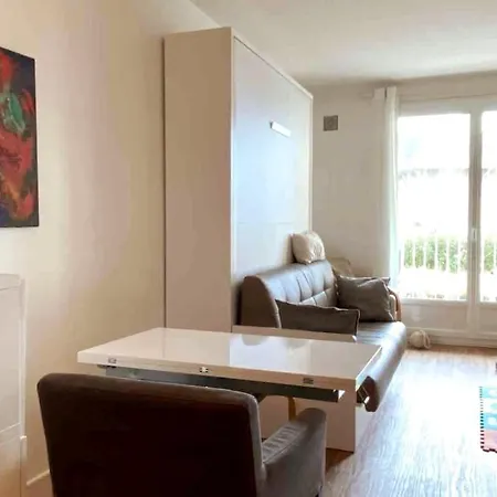 Apartment 2 Pieces Calme Vue 50m & Village - Balcon - Centre Historique