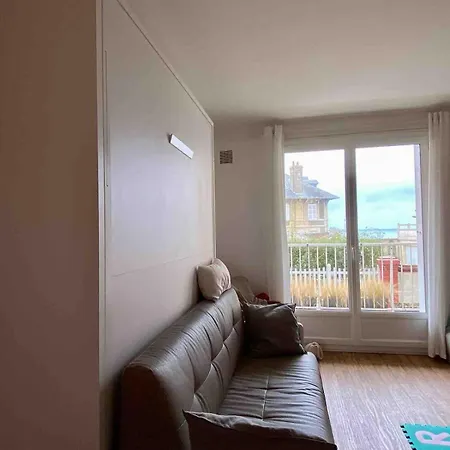 Vue Mer, Balcon, 50m & Village, Au Calme - Centre Historique, 2p Pour 4 Maximum *