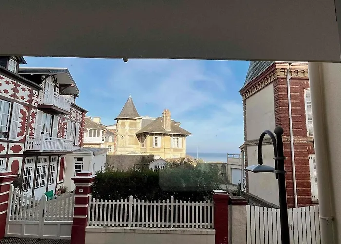 Vue Mer, Balcon, 50m & Village, Au Calme - Centre Historique, 2p Pour 4 Maximum Appartamento *