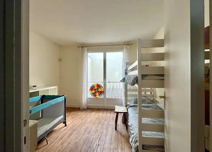 Vue Mer, Balcon, 50m & Village, Au Calme - Centre Historique, 2p Pour 4 Maximum *