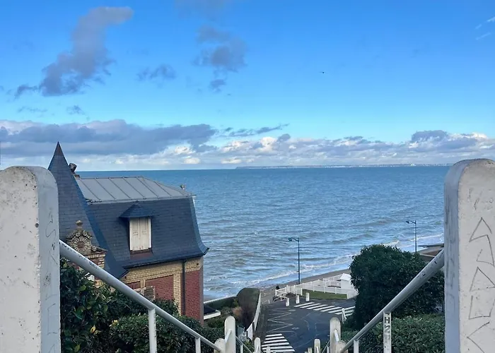 Vue Mer, Balcon, 50m & Village, Au Calme - Centre Historique, 2p Pour 4 Maximum