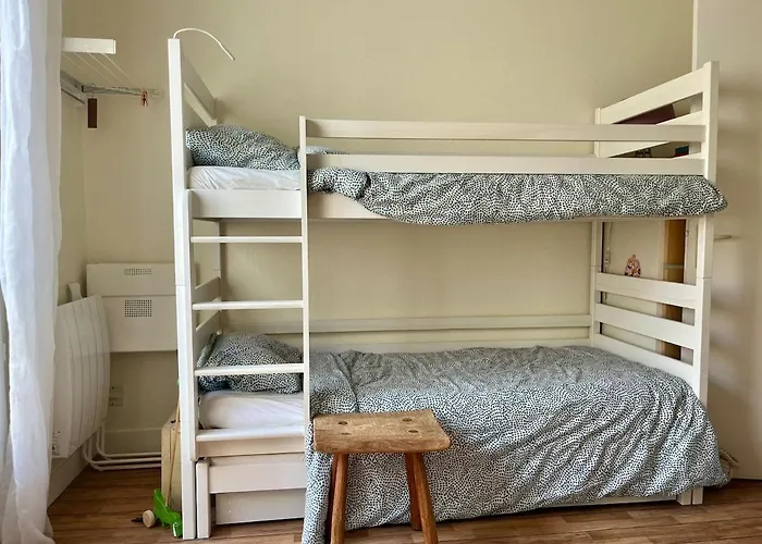 Vue Mer, Balcon, 50m & Village, Au Calme - Centre Historique, 2p Pour 4 Maximum