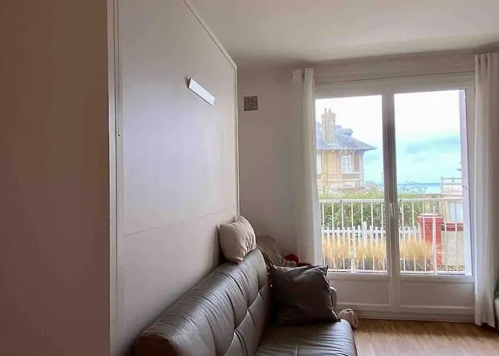 Vue Mer, Balcon, 50m & Village, Au Calme - Centre Historique, 2p Pour 4 Maximum *